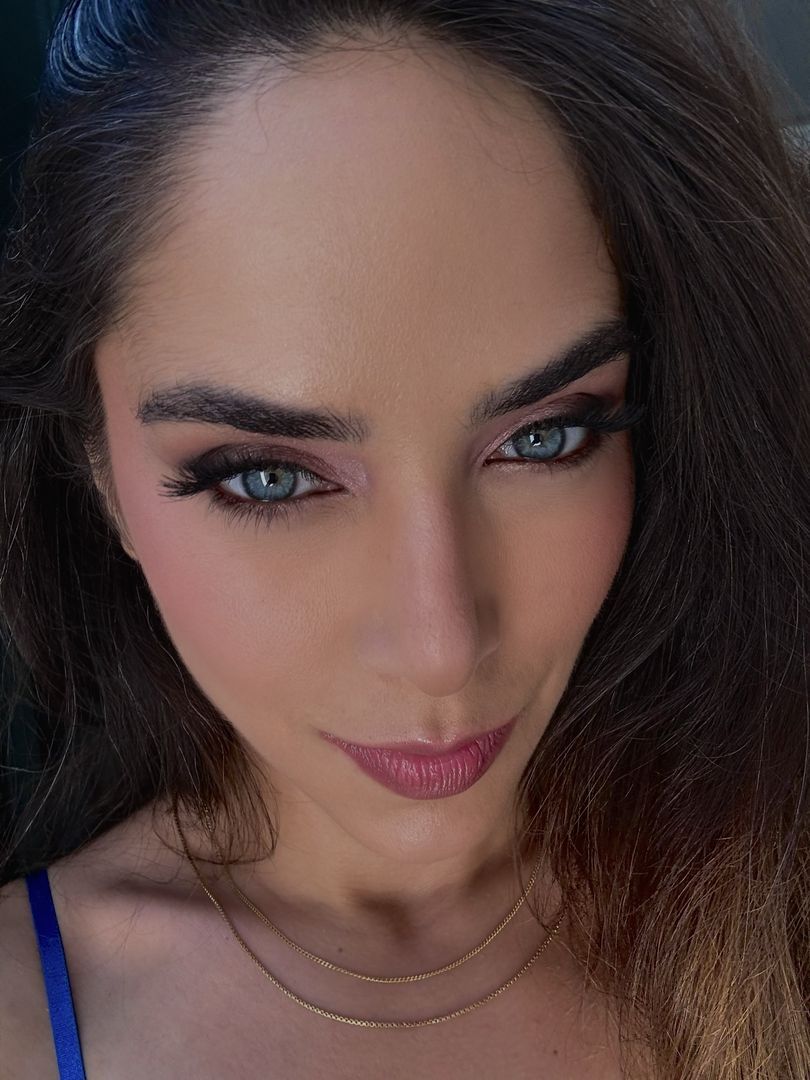 Hasti's  Makeup