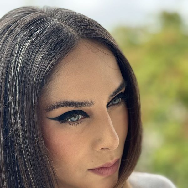 Hasti's  Makeup